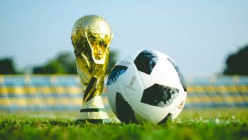 2034杯！足球小将唯一女孩登场！天赋太强了！难怪董路破格录取她！｜九游体育官网（配图示意）